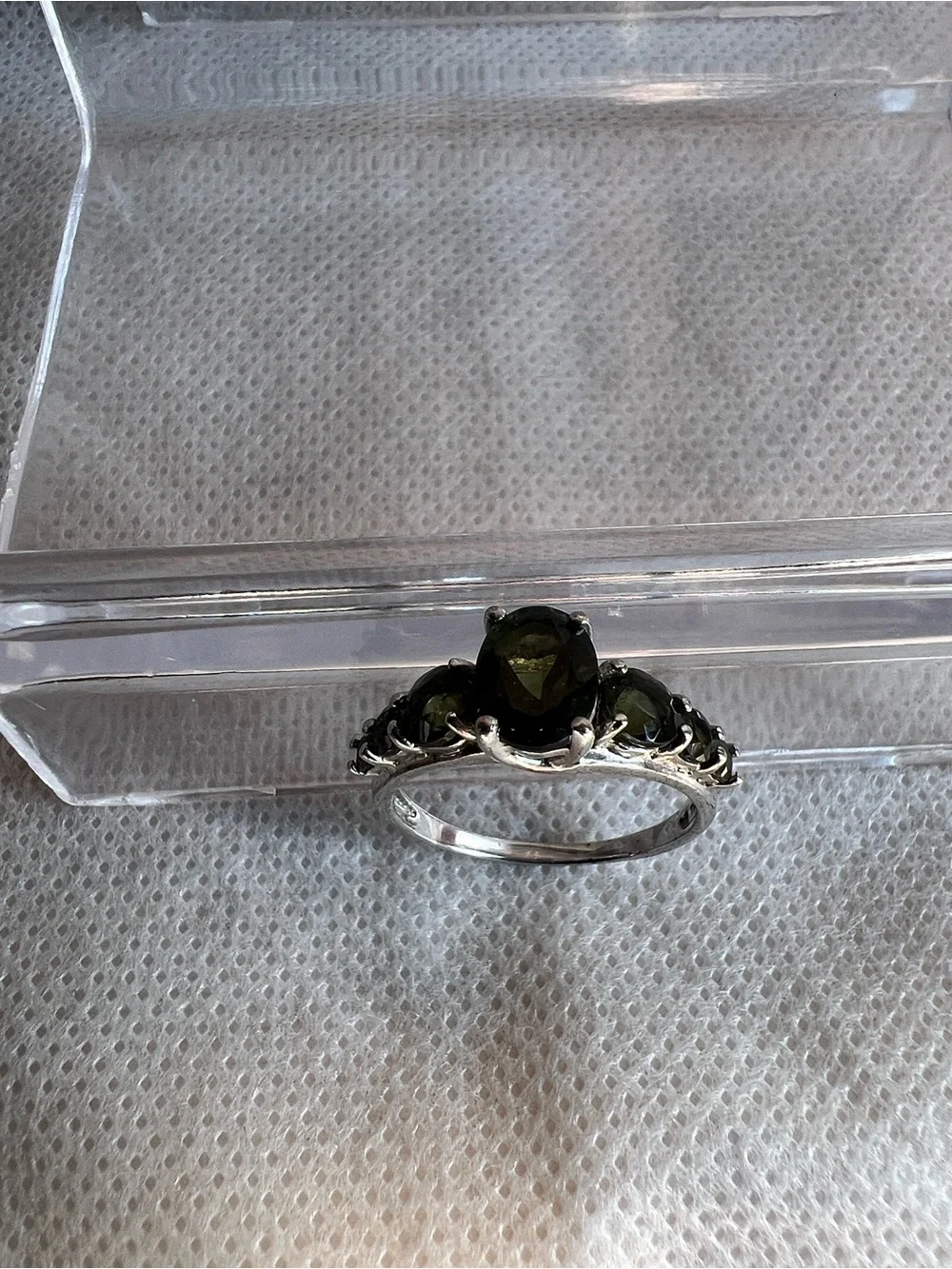 925 Sterling Silver Green Gemstone Ring